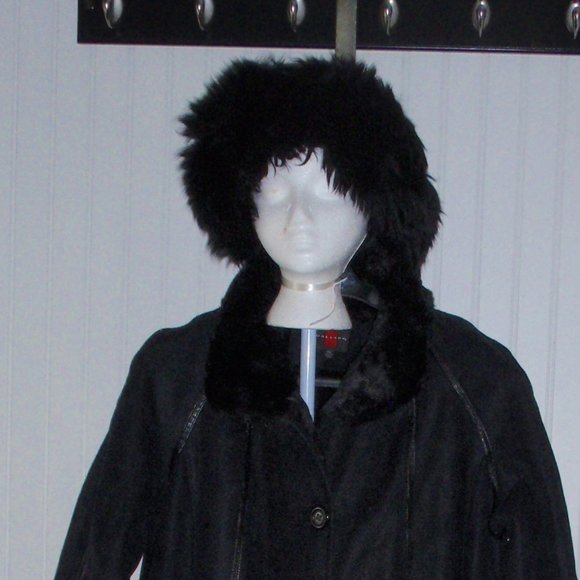 Free Shipping Gallery Black Russian hat and long  coat very warm  a size X-Large - Picture 2 of 12